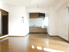 �L�`��2LDK�ŉw�����̕����I�V�e�B���W�f���X�X�e��