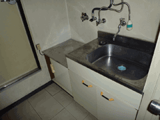 �j�i�̂��l�i�񂨓X�܁I�V���b�v�ɍœK���O�����\�V�G��Î�