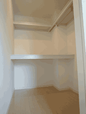 �ϐ��n�E�X�{�H�̓��ЂŒ��l�C�����I�t�@�~�[���t�^�o1LDK