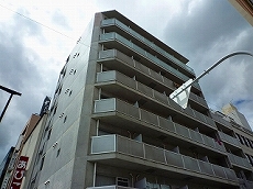 �O���[���h�D�E�_�C��