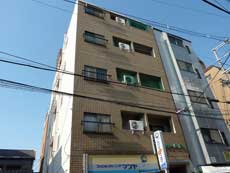 �}�W���[���R