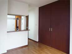 �V���[���]���h�D�[�f�B�A�X