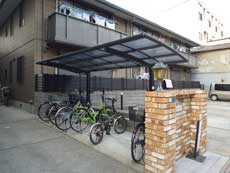 �V���[���]���h�D�[�f�B�A�X