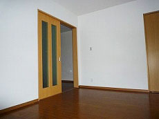 �ʏo��2���ڑ݉�