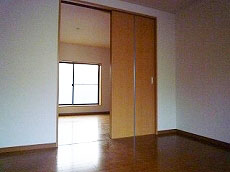 �ʏo��2���ڑ݉�