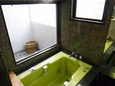 ���t�B�[�k��ˎR