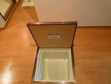 ���l�X�x���[�U