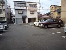 ���l�X�x���[�U