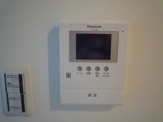 ���[���U