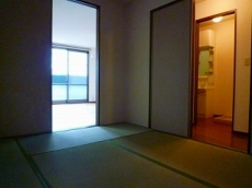 �V���[���]���E�h�D�[�E�f�B�A�X