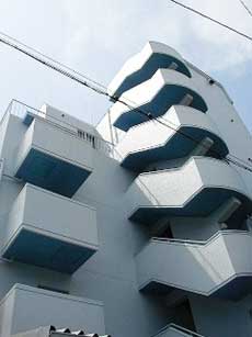 �G�X�e�[�g�g�c