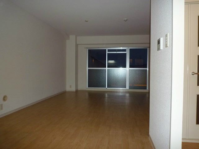 �J�[�U�[�ݗ�