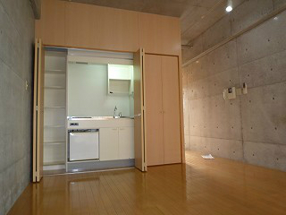 �O���[���h�D�E�_�C��