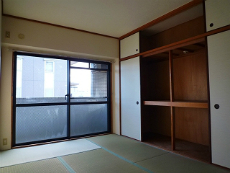 ���a�I�[�g���[�N�r��