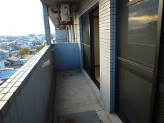 ���a�I�[�g���[�N�r��