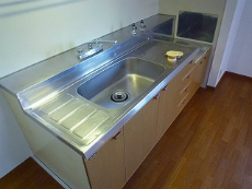 ���a�I�[�g���[�N�r��