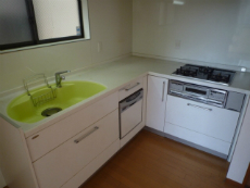 �ʏo��1���ڑ݉�