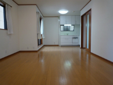 �ʏo��1���ڑ݉�